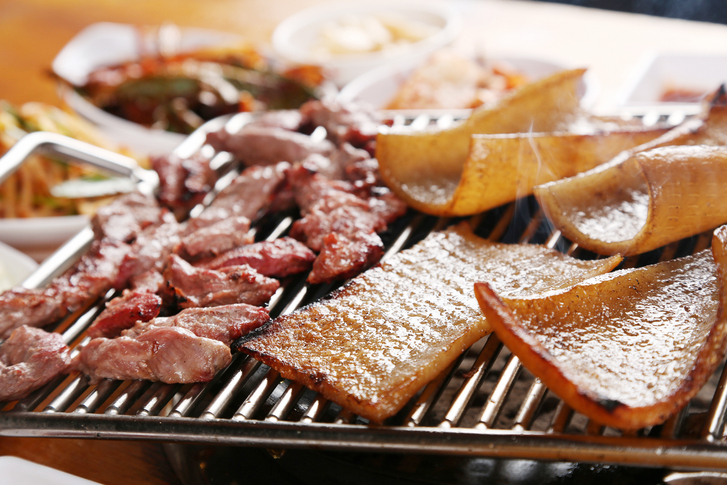 껍질? 부드럽죠. 껍데기? 딱딱하죠.